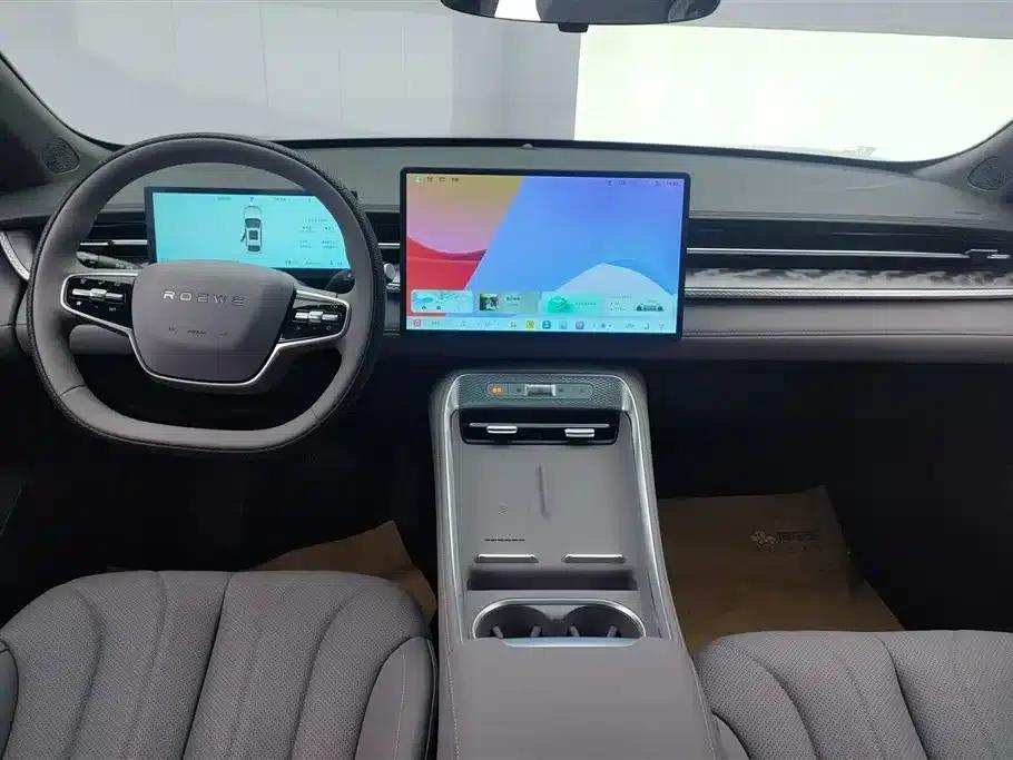 Roewe M7 DMH 2025 160km Premium Edition — миниатюра 12