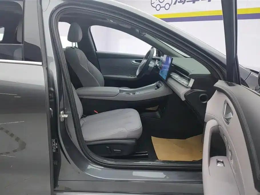 Roewe M7 DMH 2025 160km Premium Edition — миниатюра 8