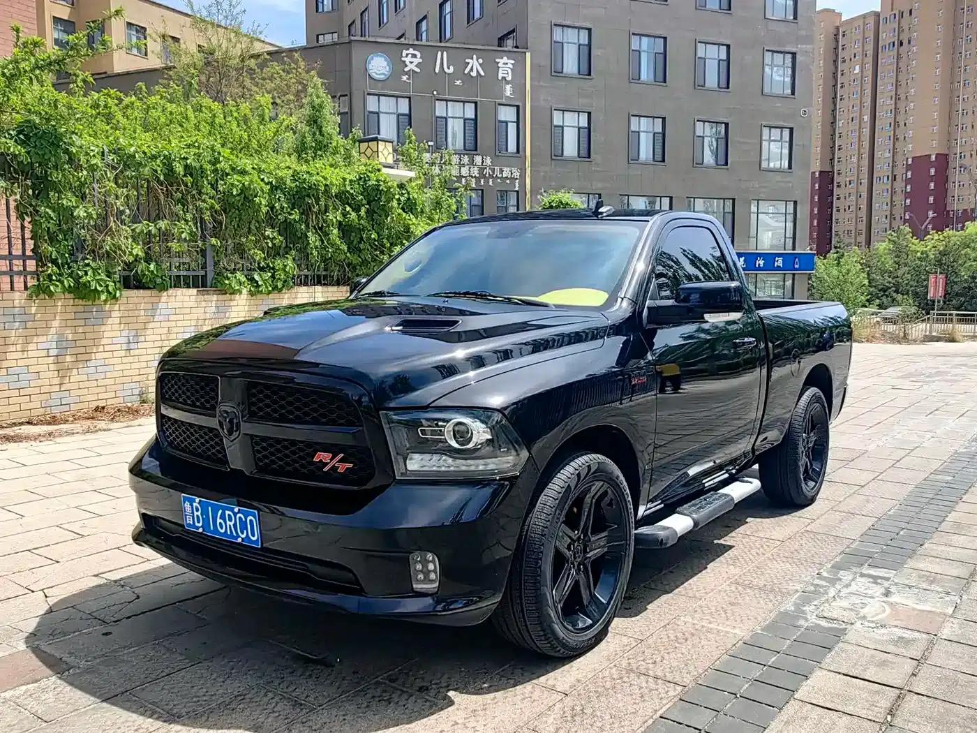 RAM Trucks 2015 5.7L Automatic — миниатюра 11
