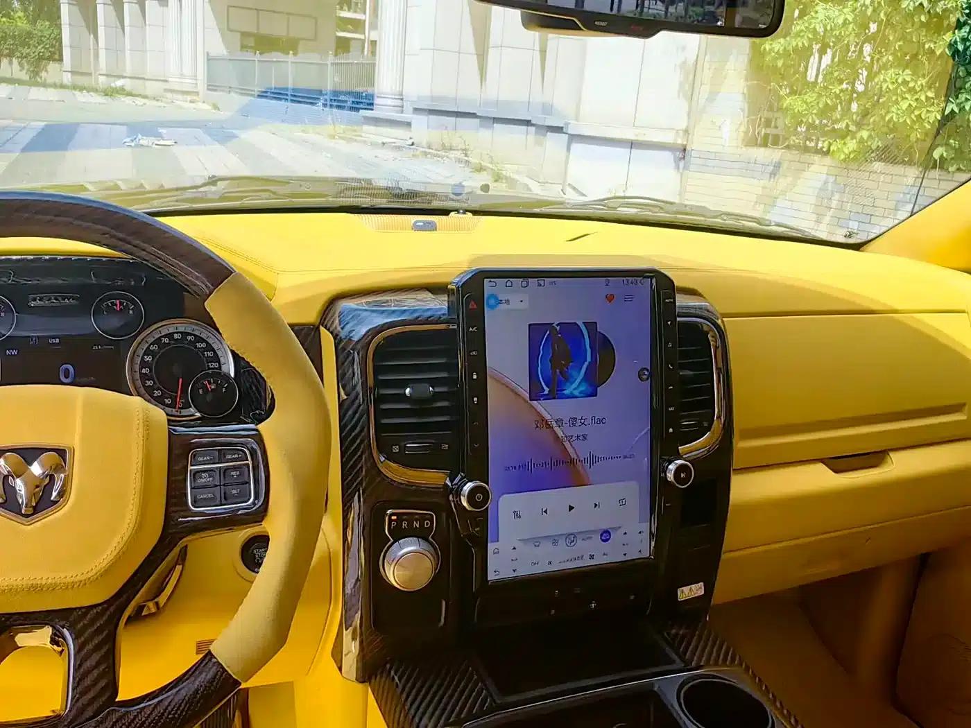 RAM Trucks 2015 5.7L Automatic — миниатюра 14