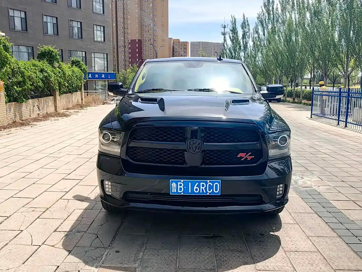 RAM Trucks 2015 5.7L Automatic — миниатюра 9