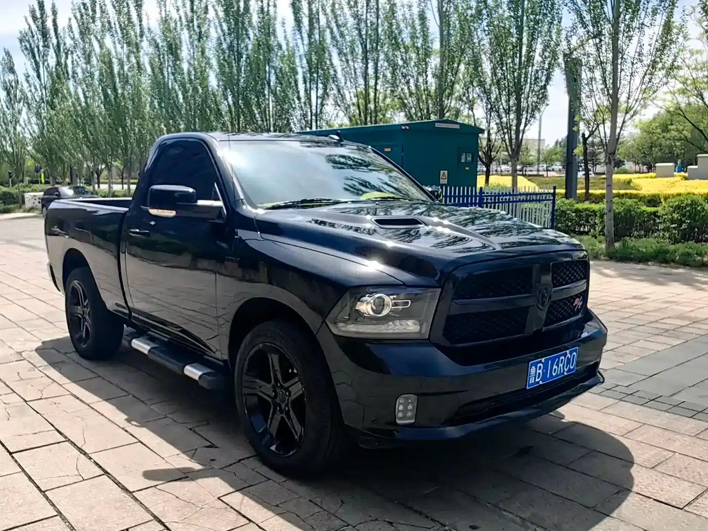 RAM Trucks 2015 5.7L Automatic — миниатюра 10