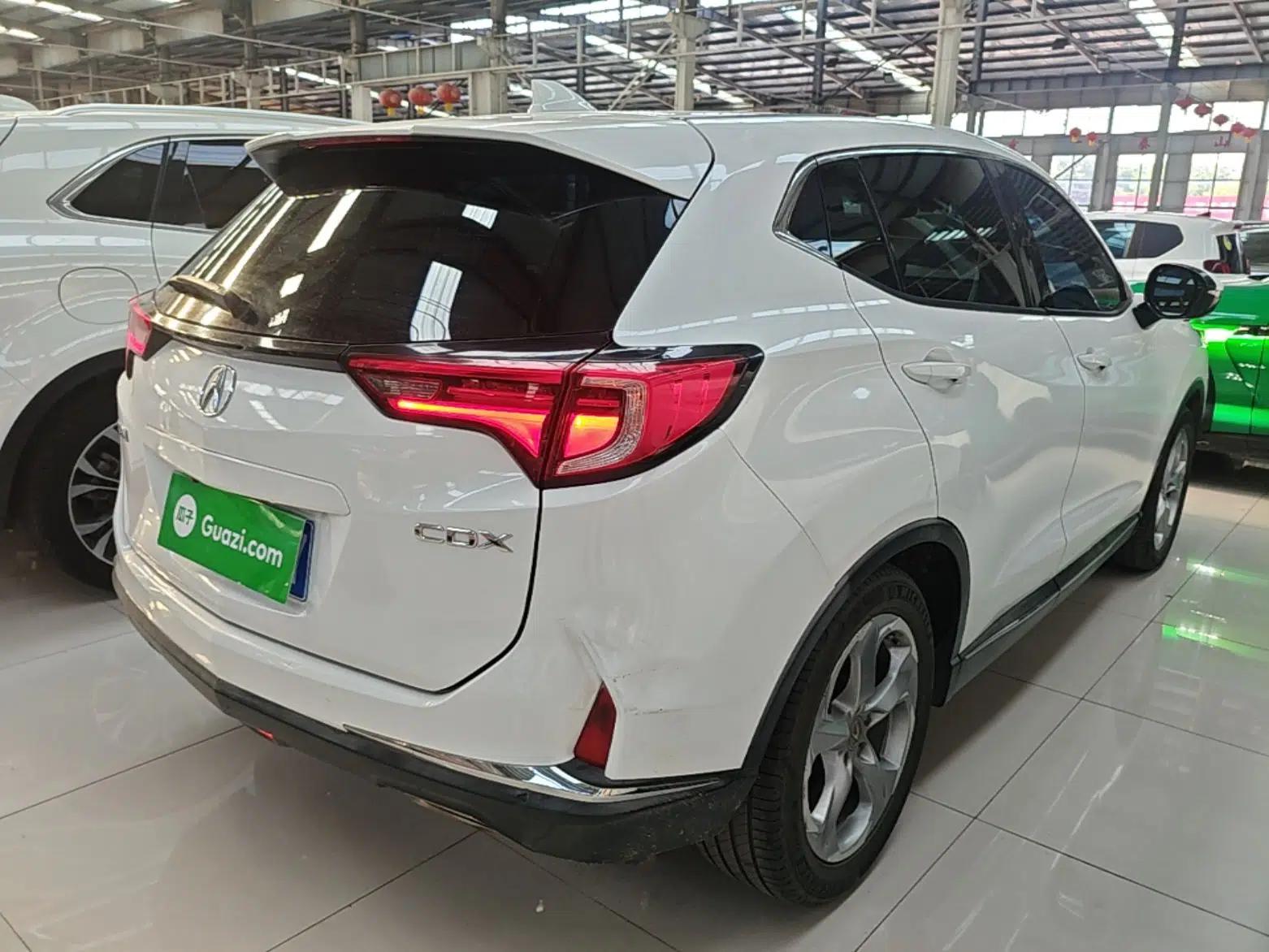Acura CDX 2016 1.5T Two-Wheel Drive Deluxe Edition — миниатюра 6