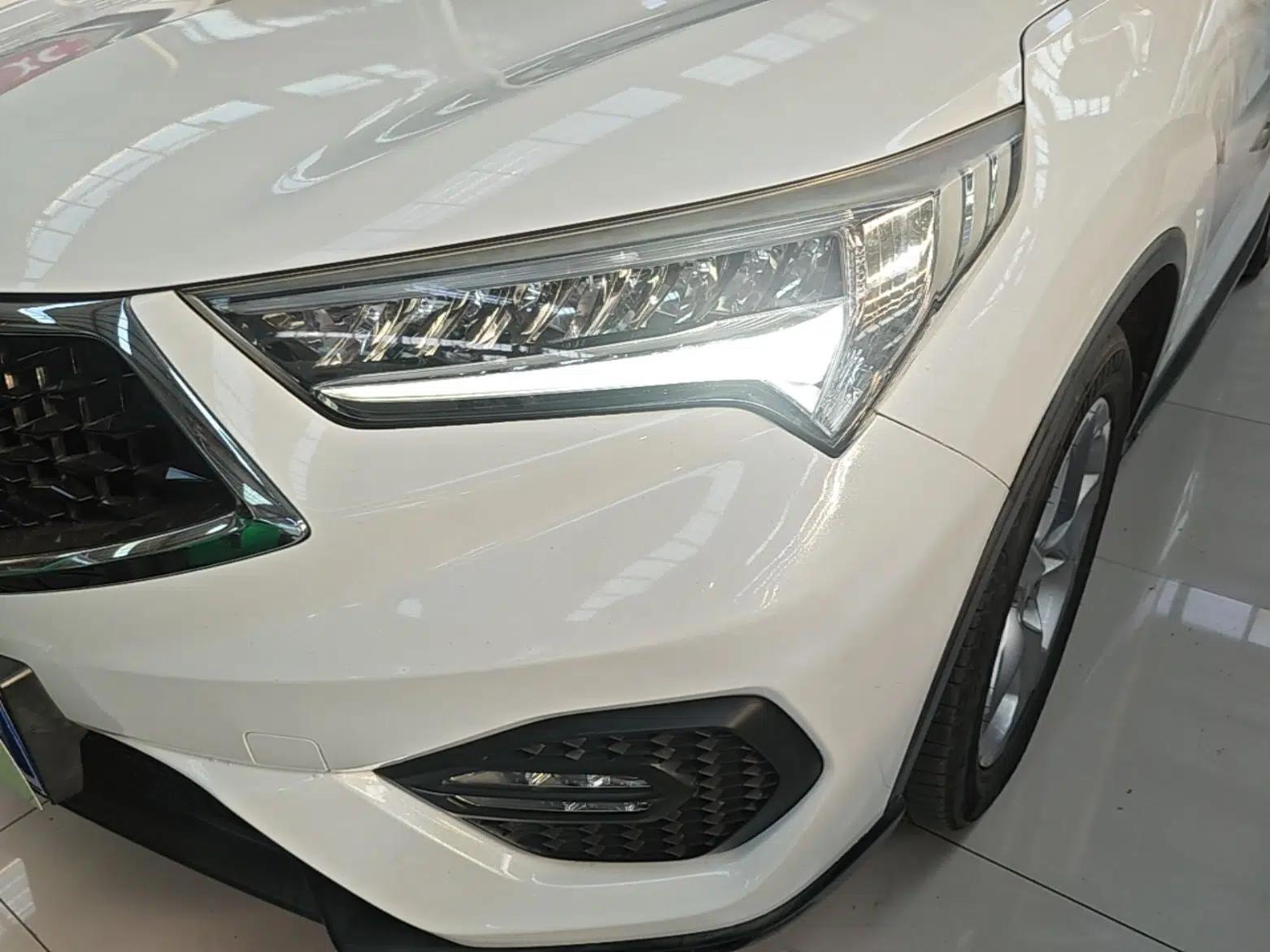 Acura CDX 2016 1.5T Two-Wheel Drive Deluxe Edition — миниатюра 9
