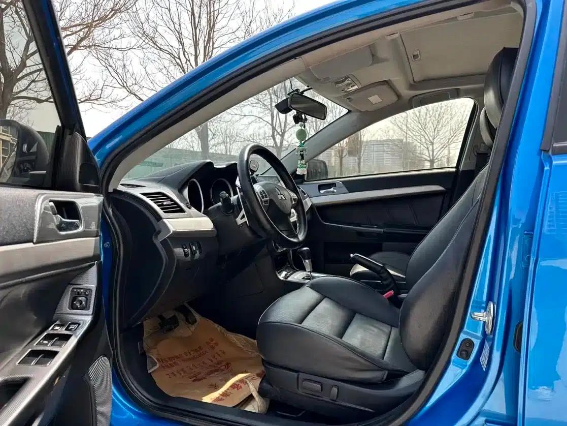 Lancer EX 2015 2.0L CVT Flagship Edition — миниатюра 6