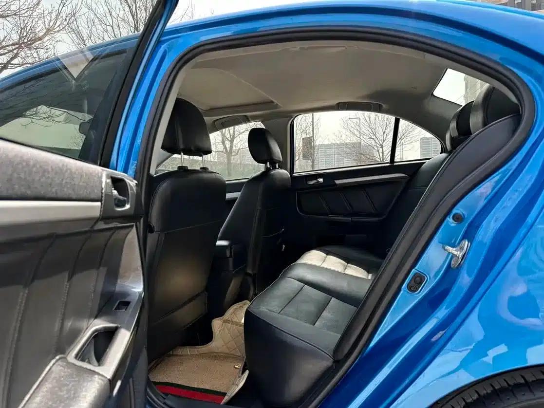 Lancer EX 2015 2.0L CVT Flagship Edition — миниатюра 7
