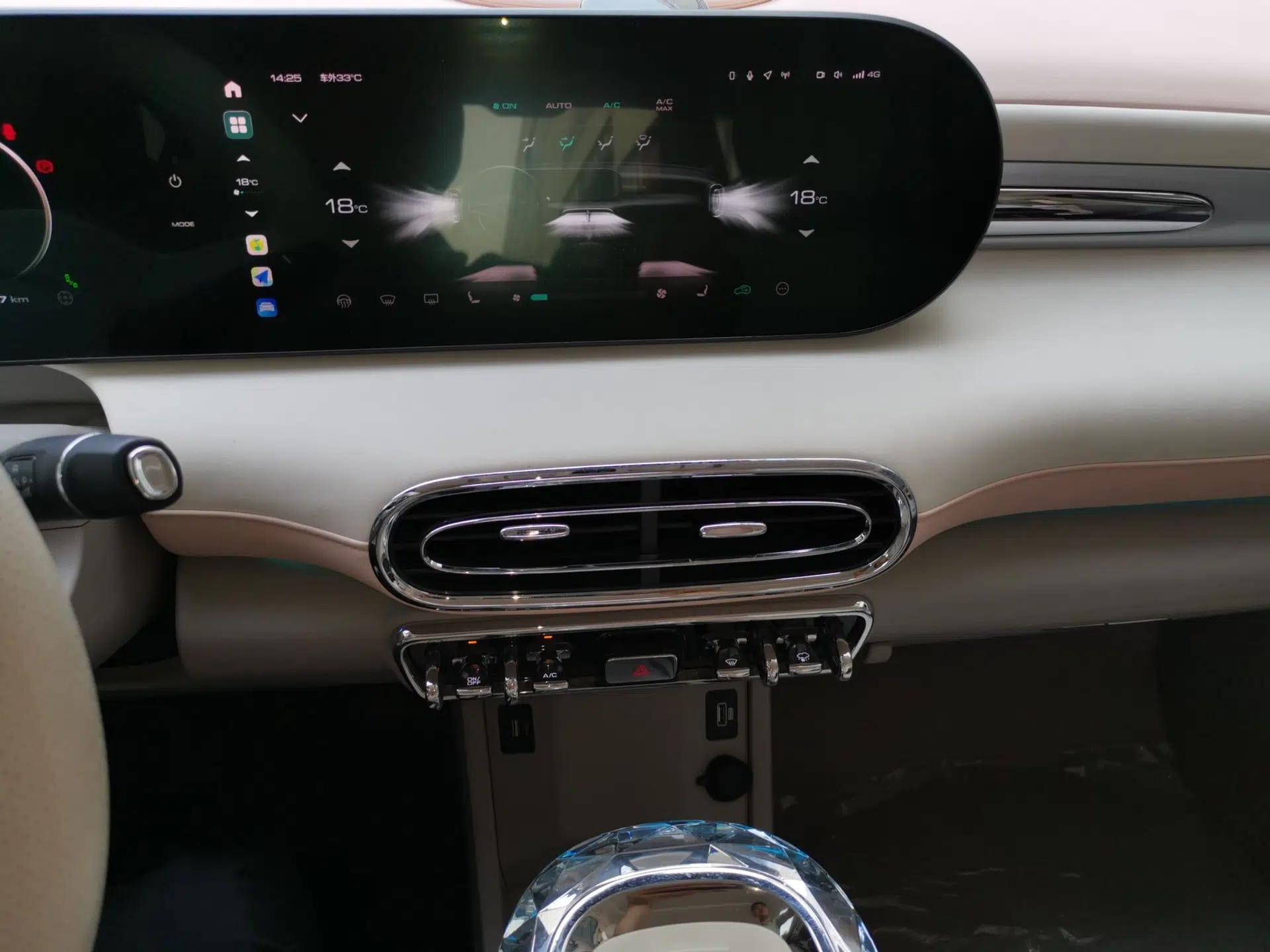 ORA Ballet Cat 2023 401 km Luxury Version — миниатюра 14