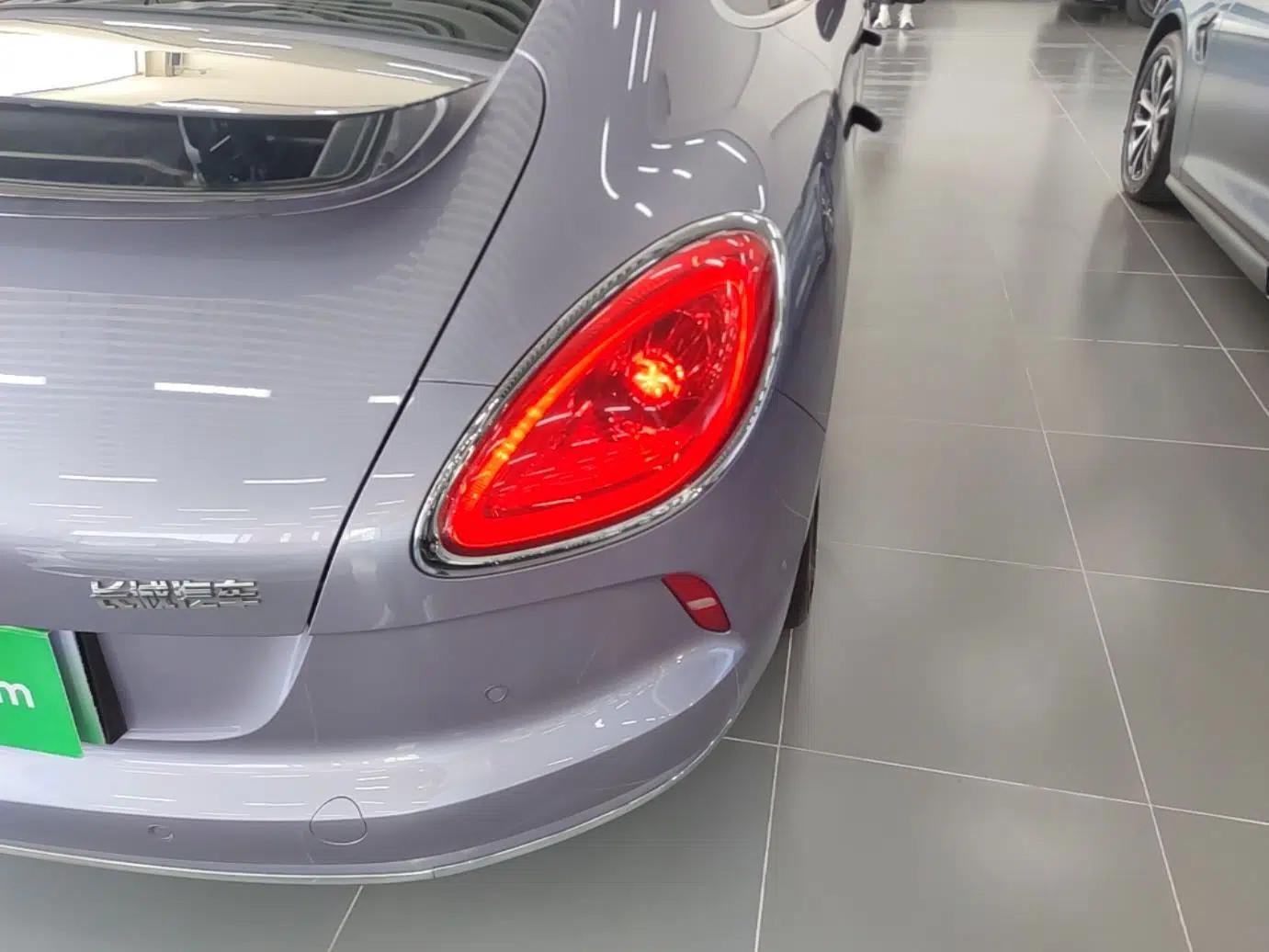 ORA Lightning Cat 2022 555 km Luxury Edition — миниатюра 7