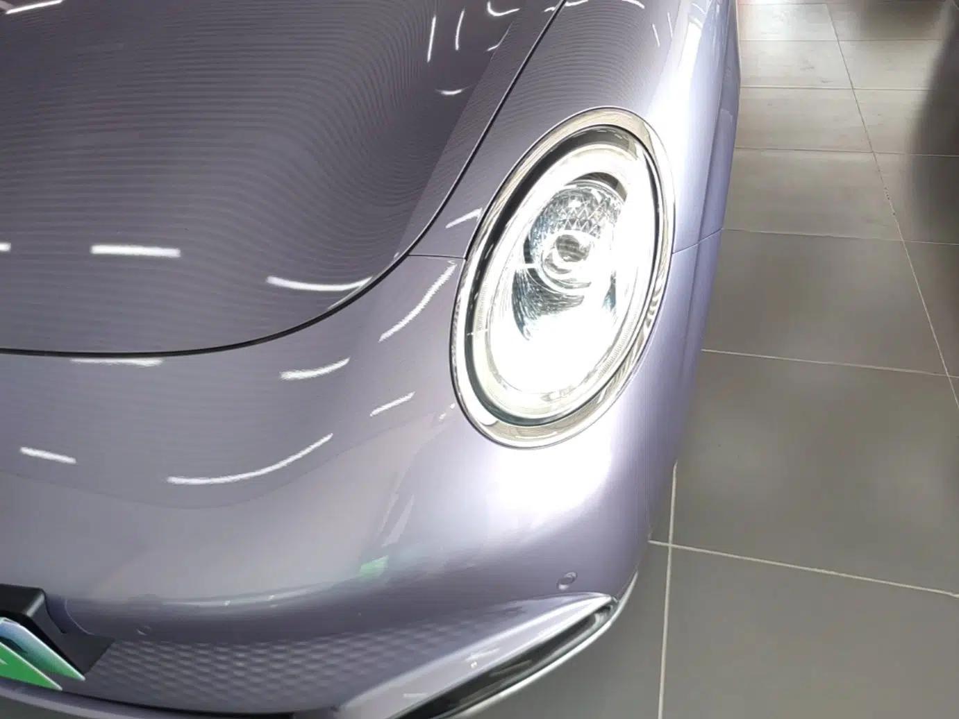 ORA Lightning Cat 2022 555 km Luxury Edition — миниатюра 9