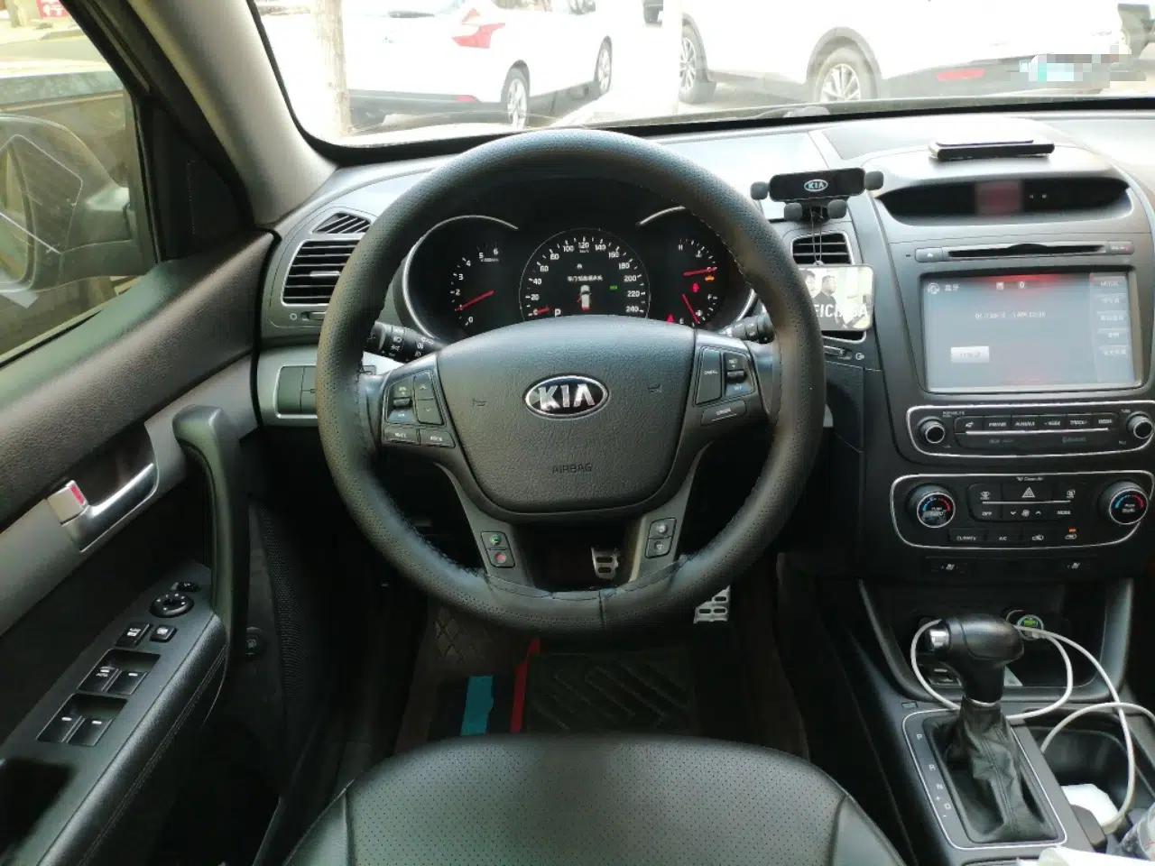 Kia Sorento 2013 2.2T 5-Seater Diesel Supreme Edition — миниатюра 11