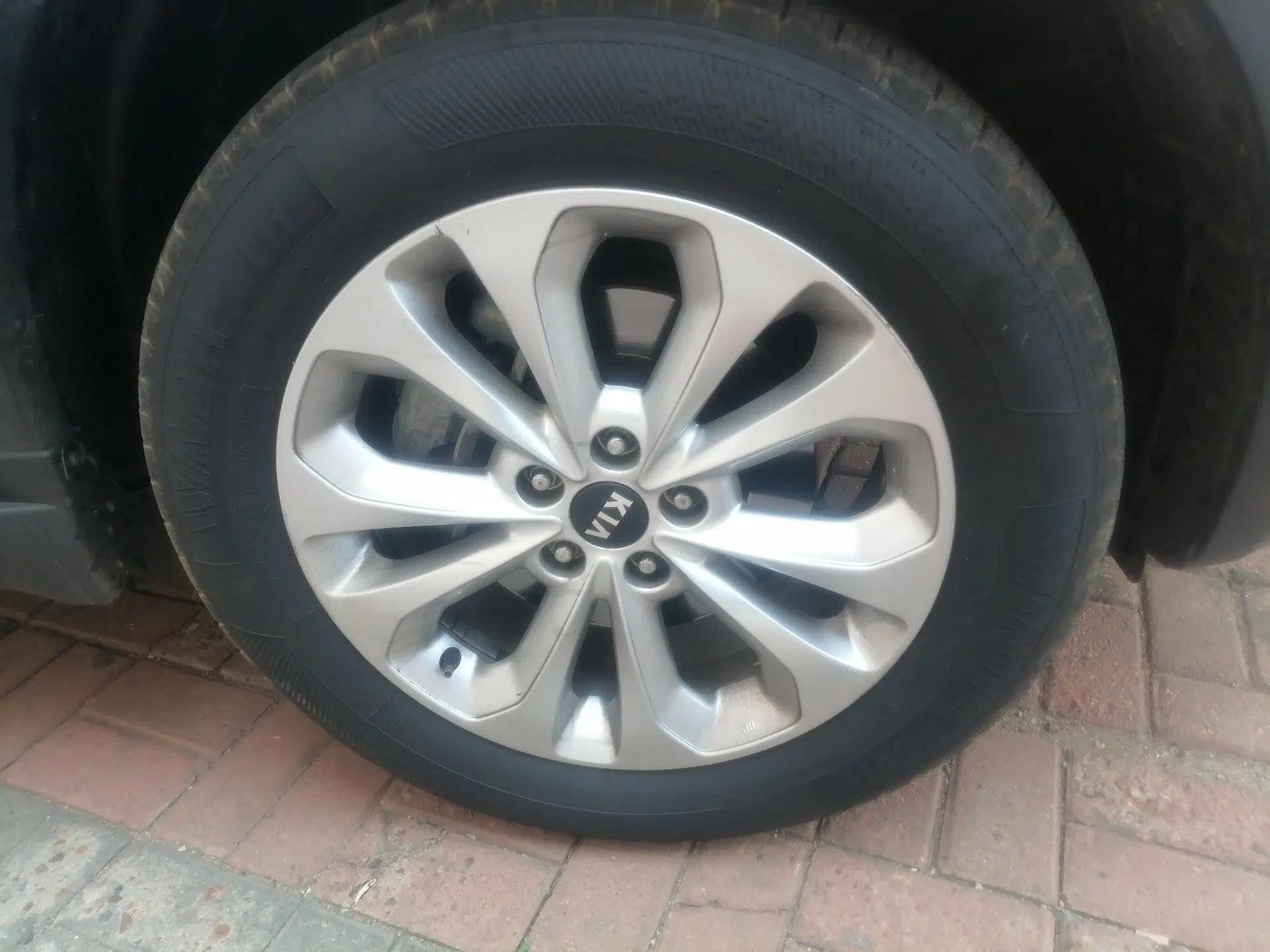 Kia Sorento 2013 2.2T 5-Seater Diesel Supreme Edition — миниатюра 8