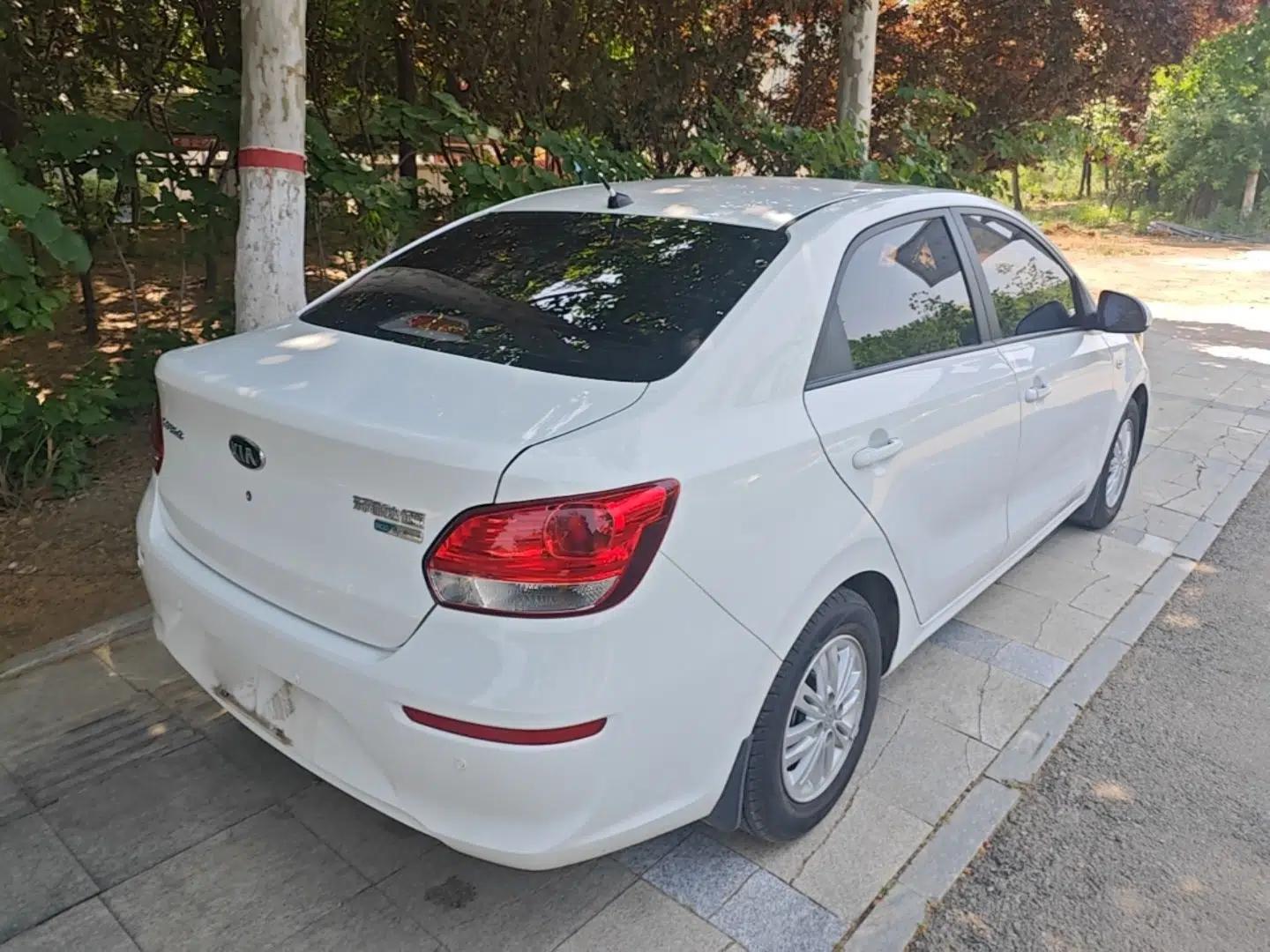 Kia Pegas 2020 1.4L Automatic Comfort Version with Sunroof — миниатюра 4