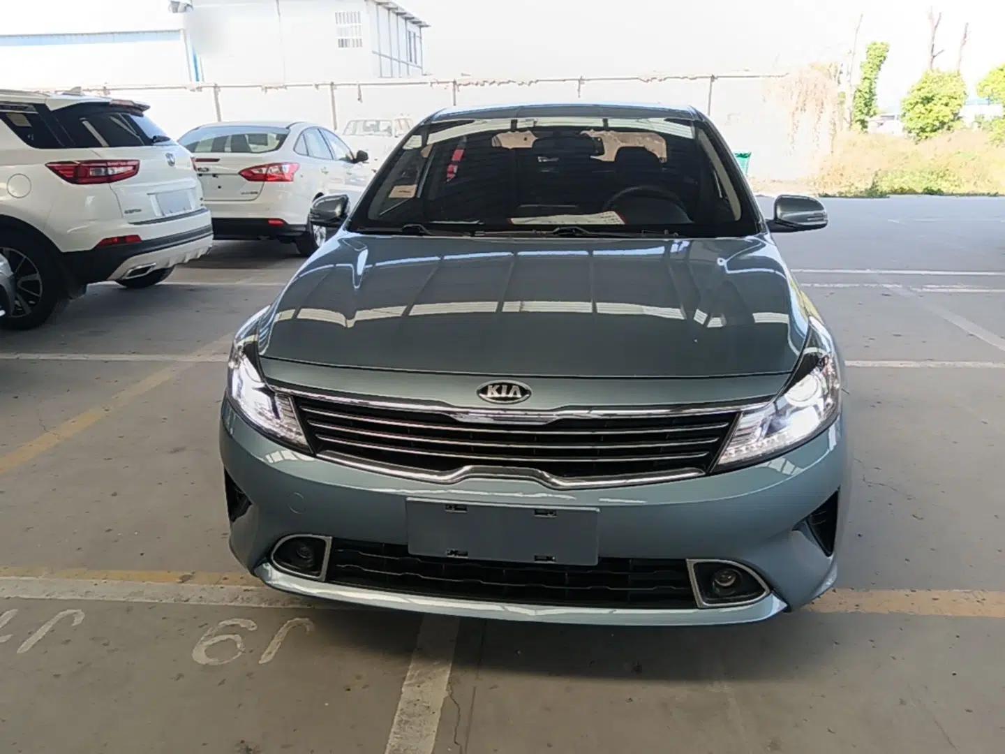 Kia Forte 2018 1.6L Automatic Value-Comfort Luxury Edition — миниатюра 2