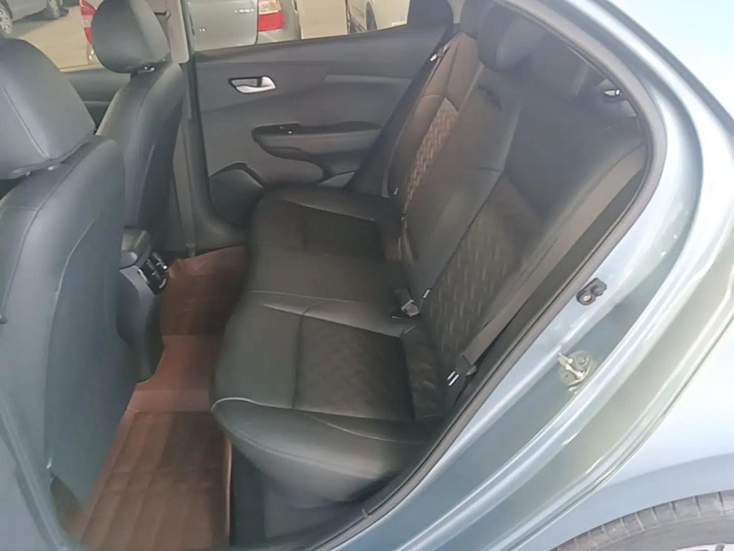 Kia Forte 2018 1.6L Automatic Value-Comfort Luxury Edition — миниатюра 20