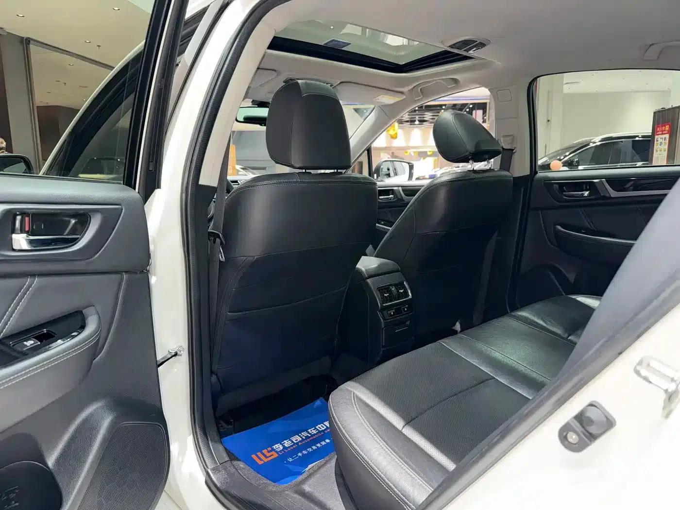 Legacy 2017 2.5i AWD Glory Edition — миниатюра 21
