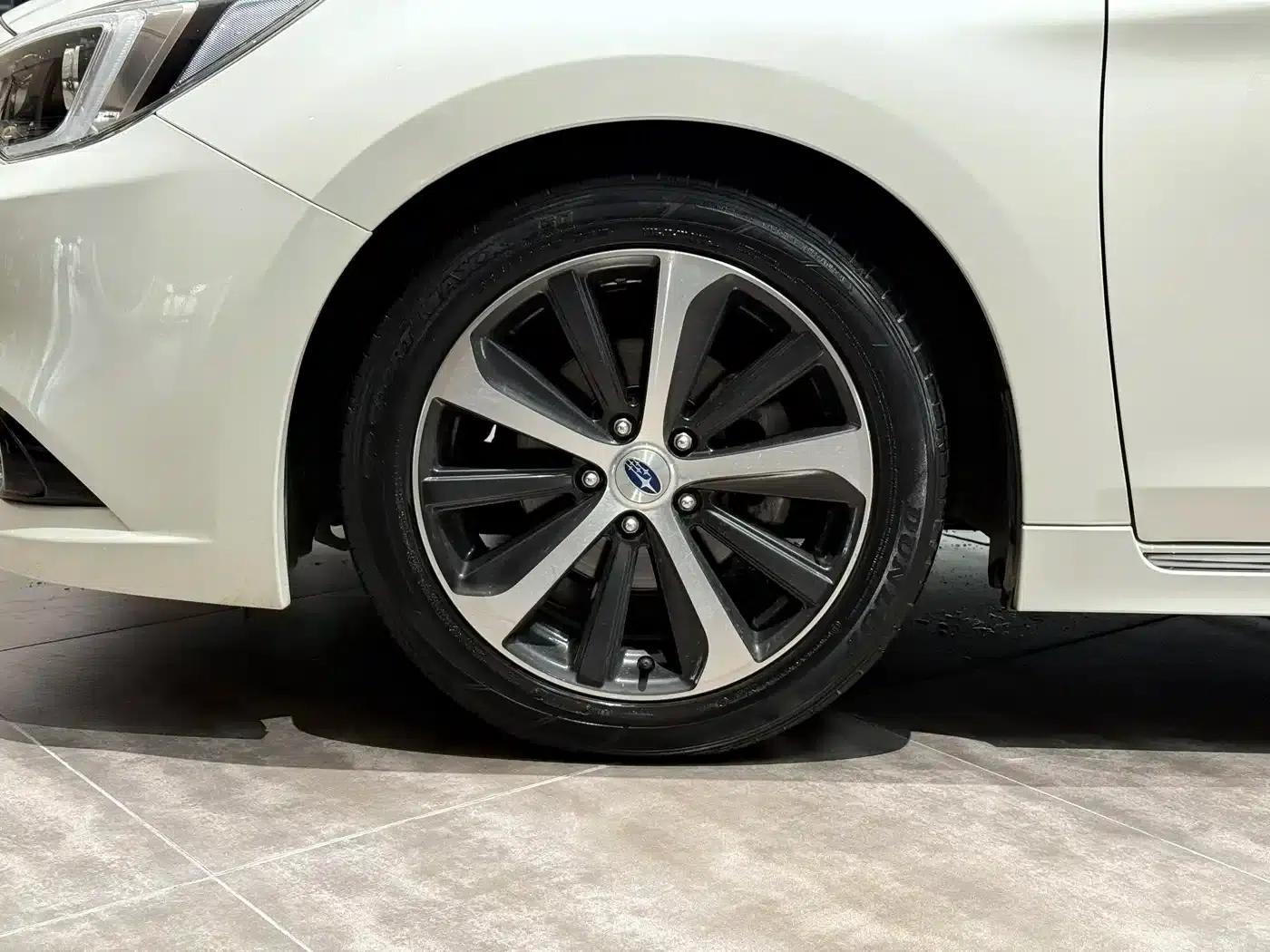 Legacy 2017 2.5i AWD Glory Edition — миниатюра 30