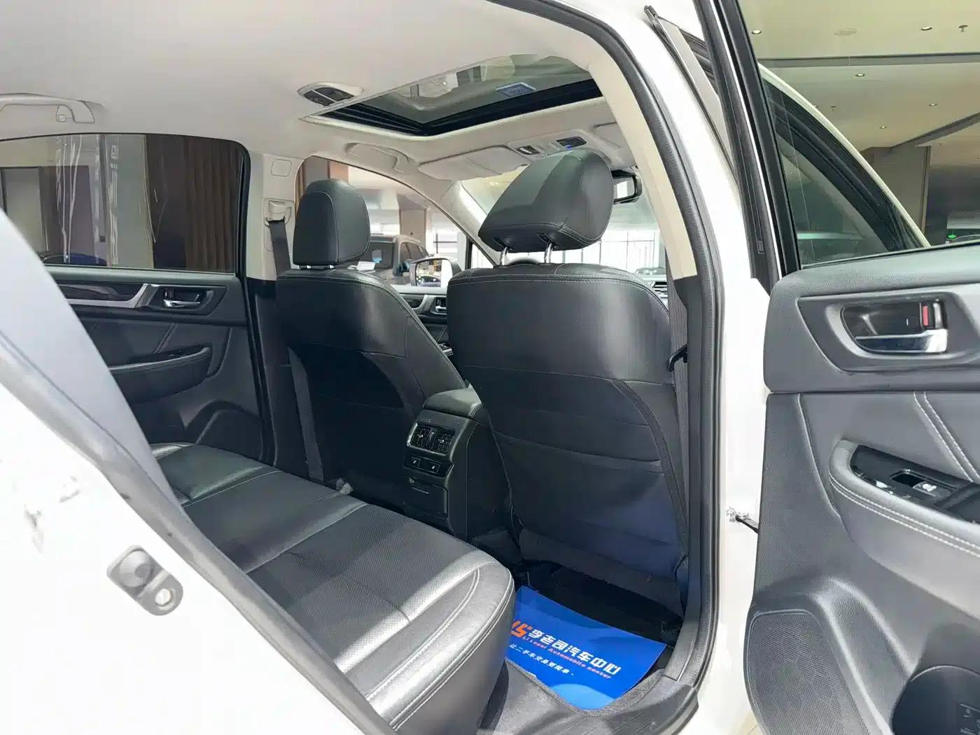 Legacy 2017 2.5i AWD Glory Edition — миниатюра 32