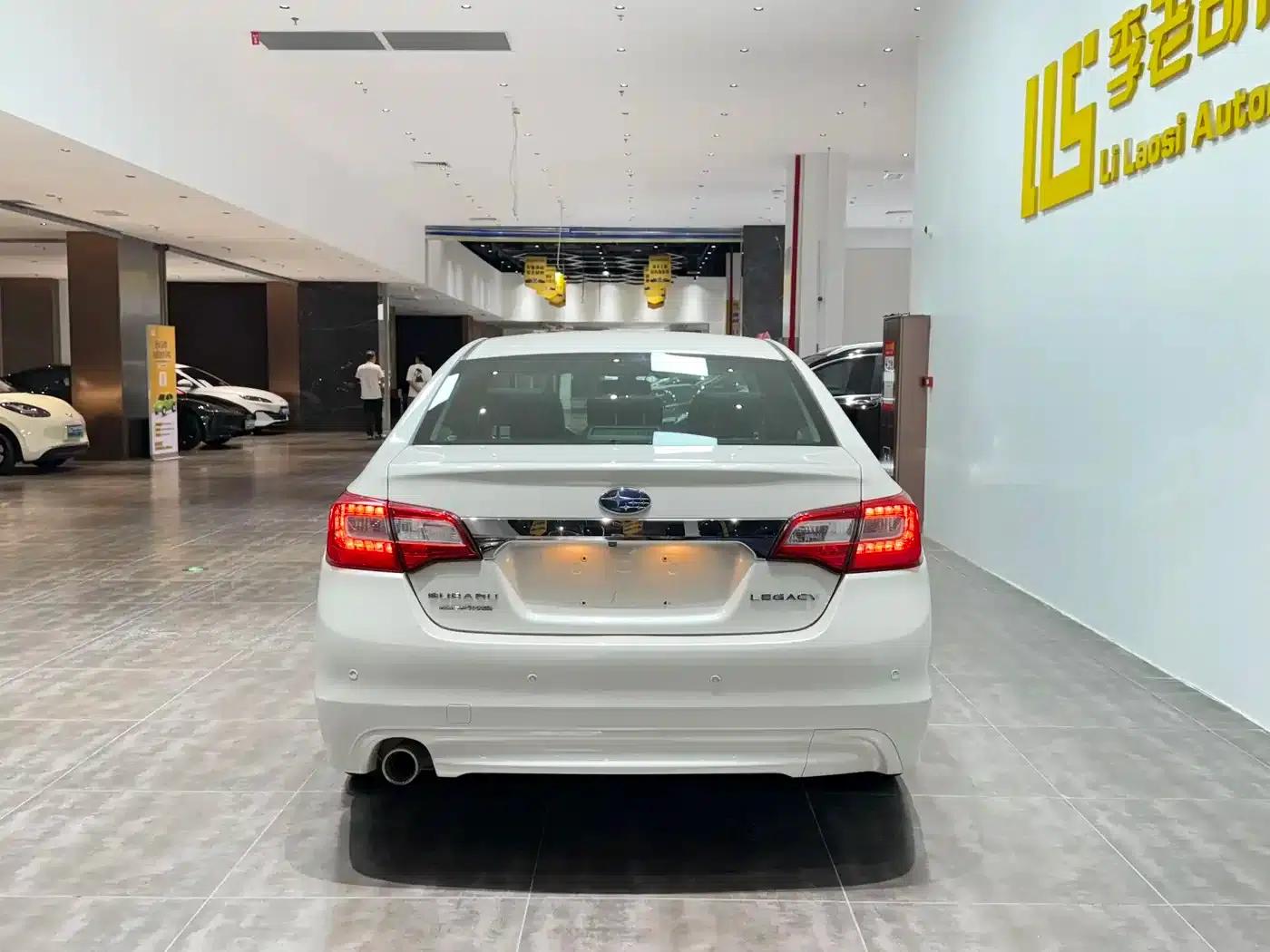 Legacy 2017 2.5i AWD Glory Edition — миниатюра 5