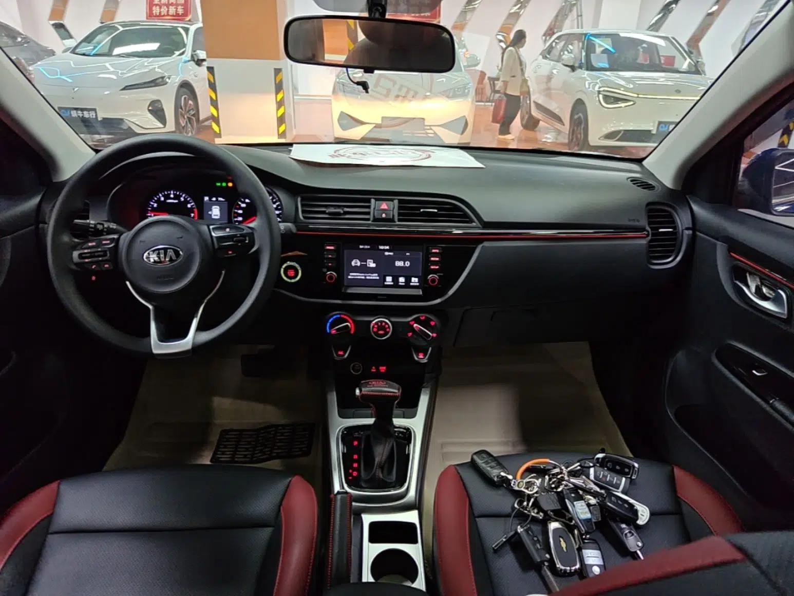 Kia KX Cross 2017 1.4L AT GLS — миниатюра 13