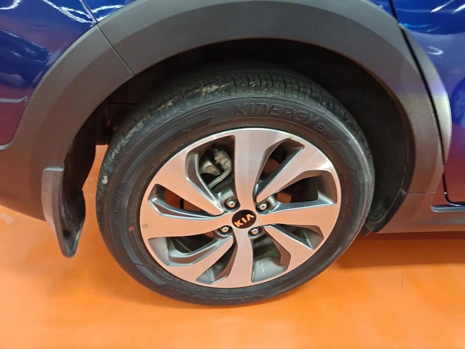 Kia KX Cross 2017 1.4L AT GLS — миниатюра 10