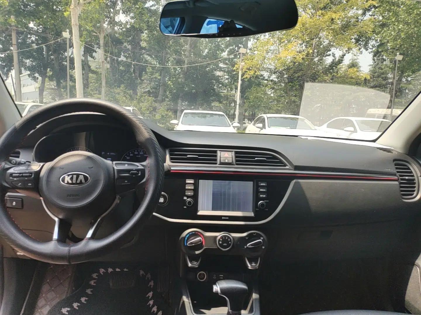 Kia KX Cross 2017 1.4L AT GLS — миниатюра 13