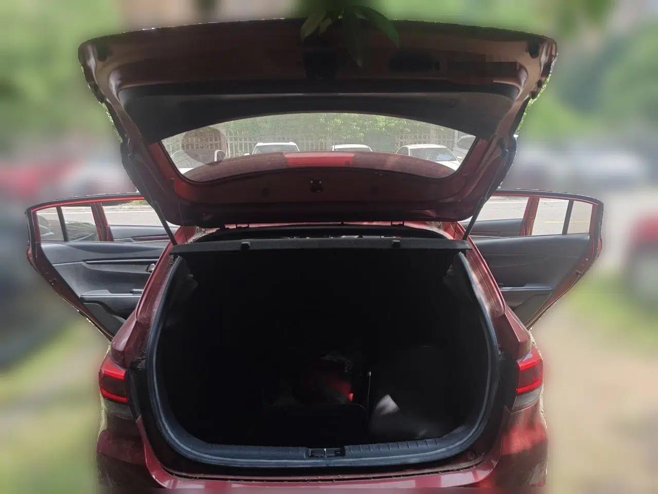 Kia KX Cross 2019 1.6L Automatic Dynamic Sunroof Version China VI — миниатюра 20