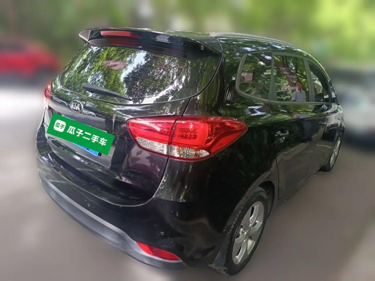Kia Carens 2013 2.0L 7-Seater Automatic Comfort Edition China IV Standard — миниатюра 6
