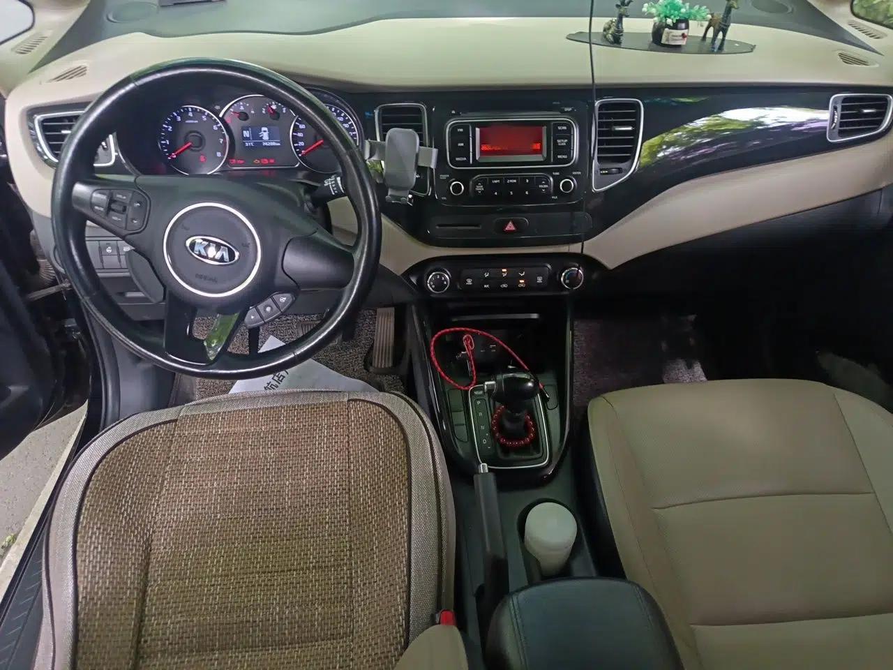 Kia Carens 2013 2.0L 7-Seater Automatic Comfort Edition China IV Standard — миниатюра 10