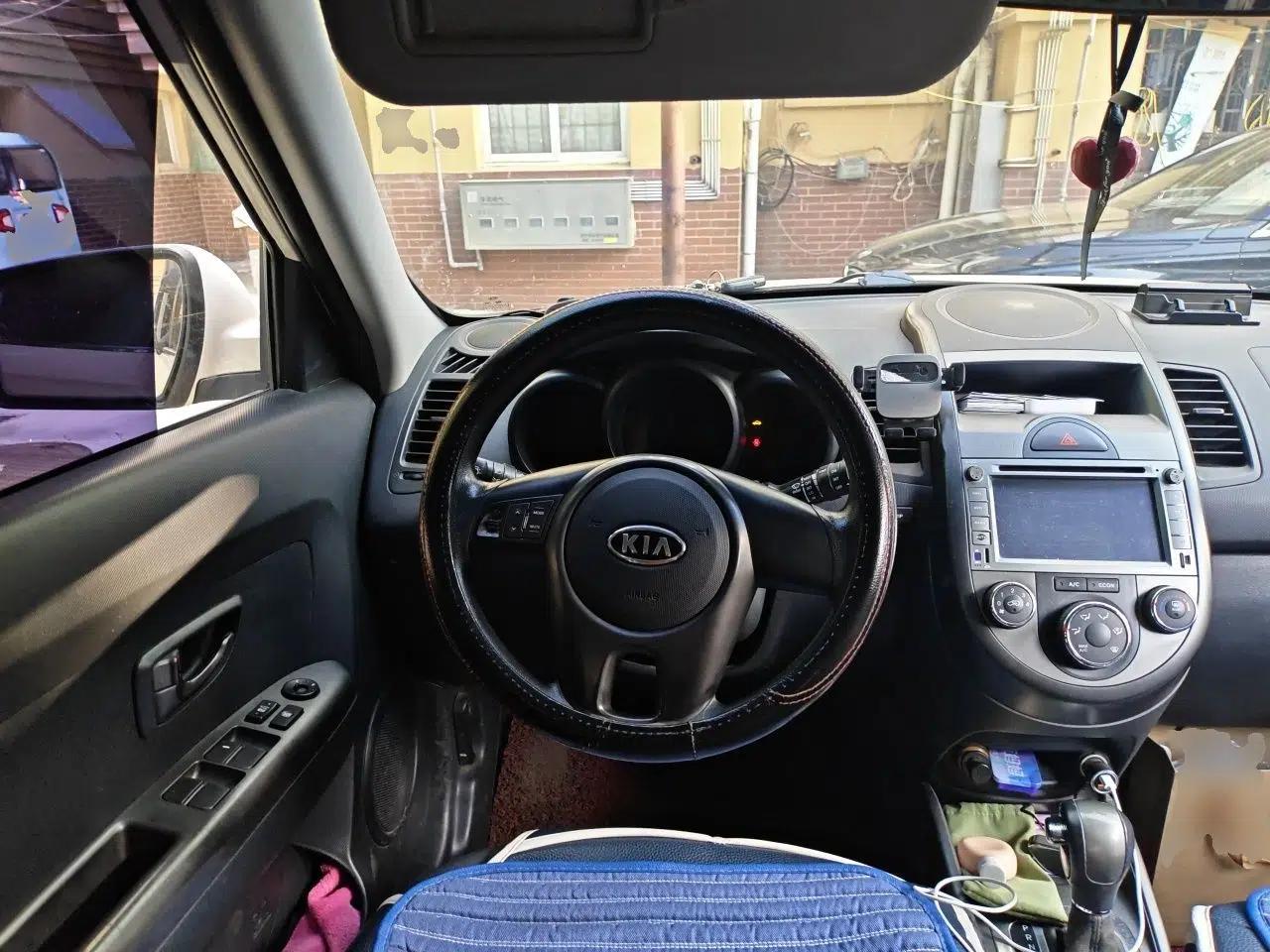 Kia Soul 2013 1.6L AT GL — миниатюра 11