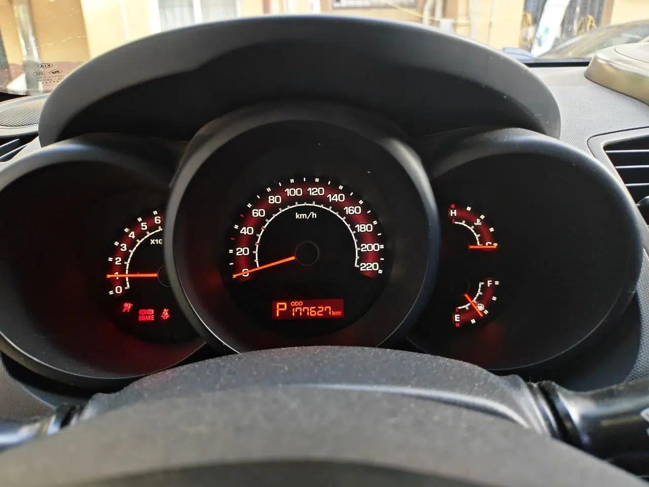 Kia Soul 2013 1.6L AT GL — миниатюра 12