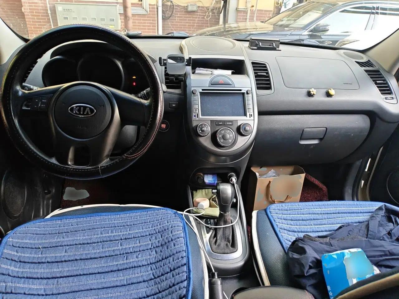 Kia Soul 2013 1.6L AT GL — миниатюра 10