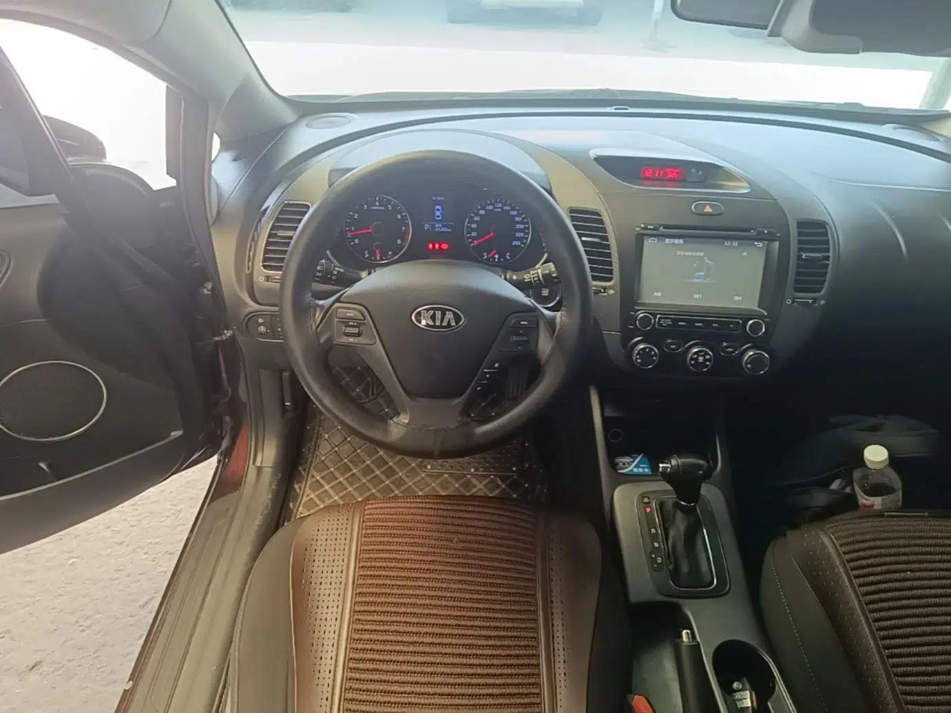 Kia K3S 2014 1.6L Automatic GLS — миниатюра 14
