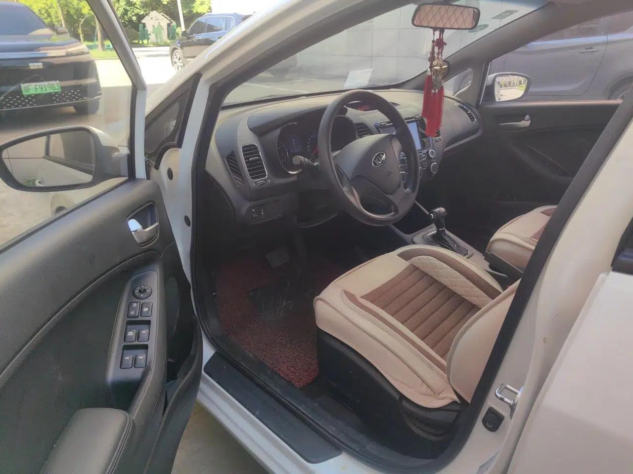 Kia K3S 2014 1.6L Automatic GL — миниатюра 17