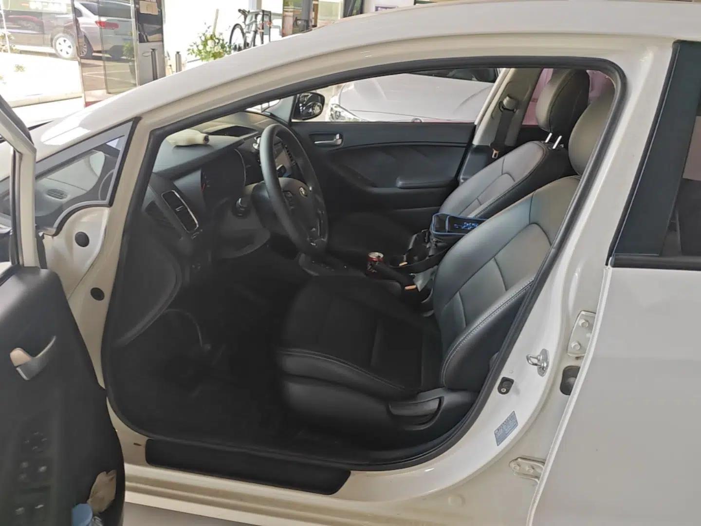 Kia K3S 2014 1.6L Automatic GL — миниатюра 18