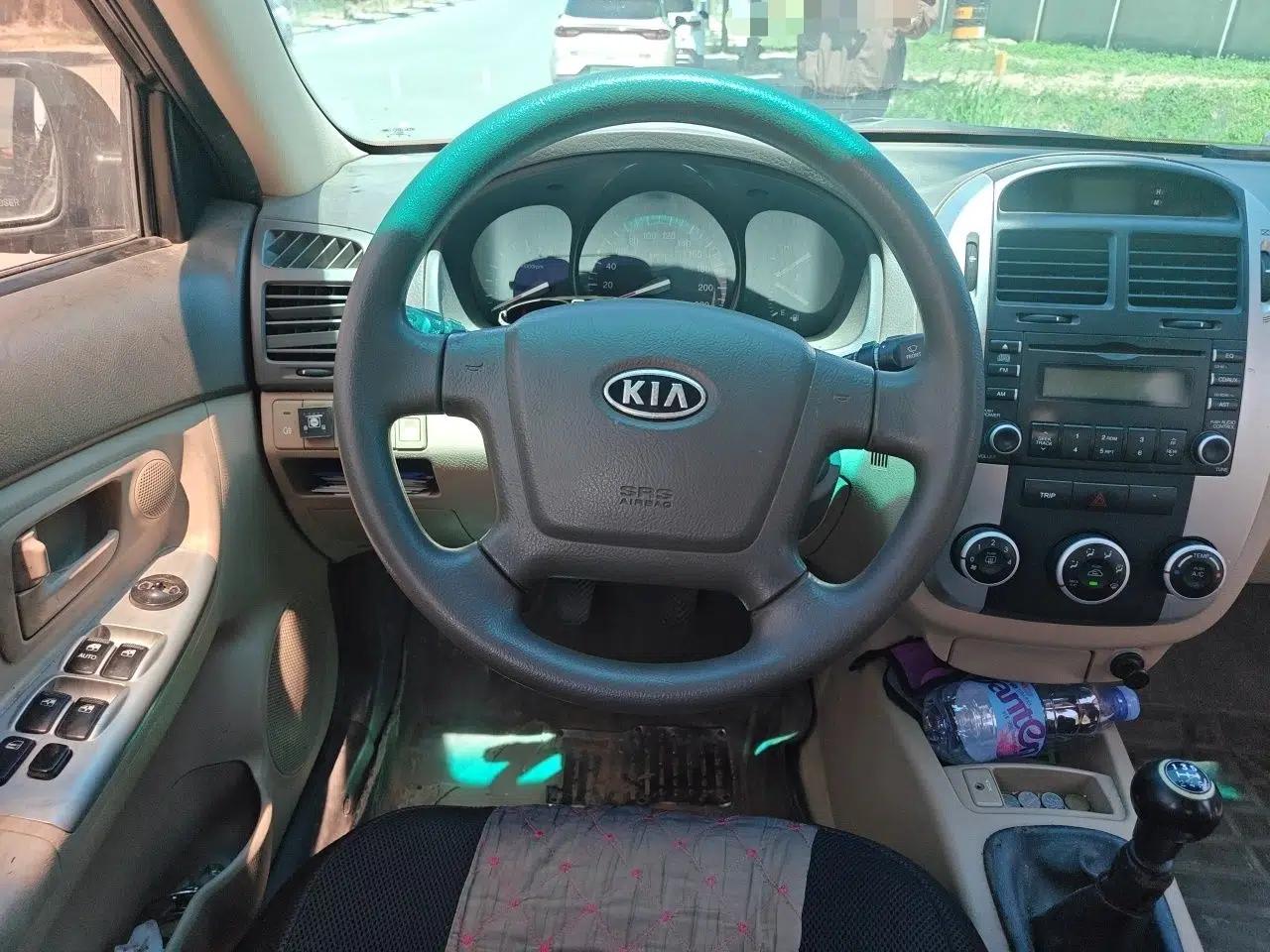 Kia Cerato 2012 1.6L MT GL — миниатюра 11