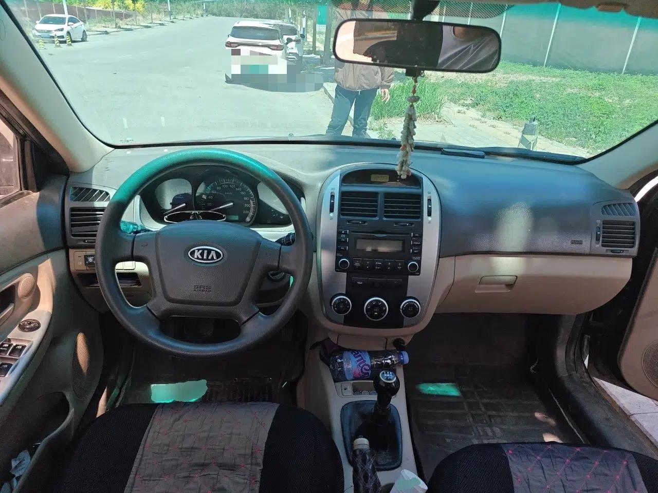 Kia Cerato 2012 1.6L MT GL — миниатюра 10