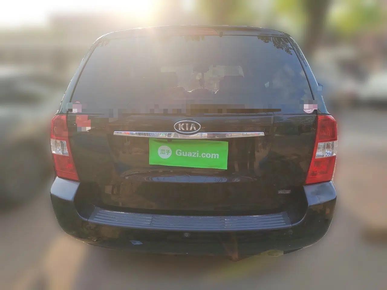 Kia VQ 2011 2.7 Luxury Edition — миниатюра 5