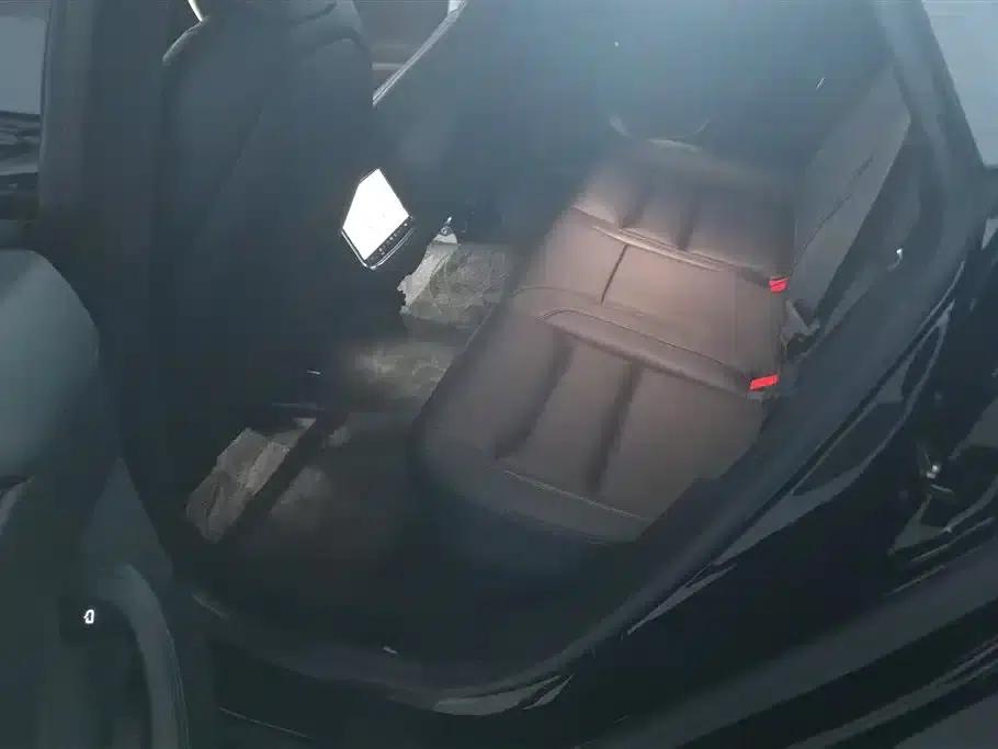 2023 Model S Tri-Motor All-Wheel Drive Plaid Edition — миниатюра 11
