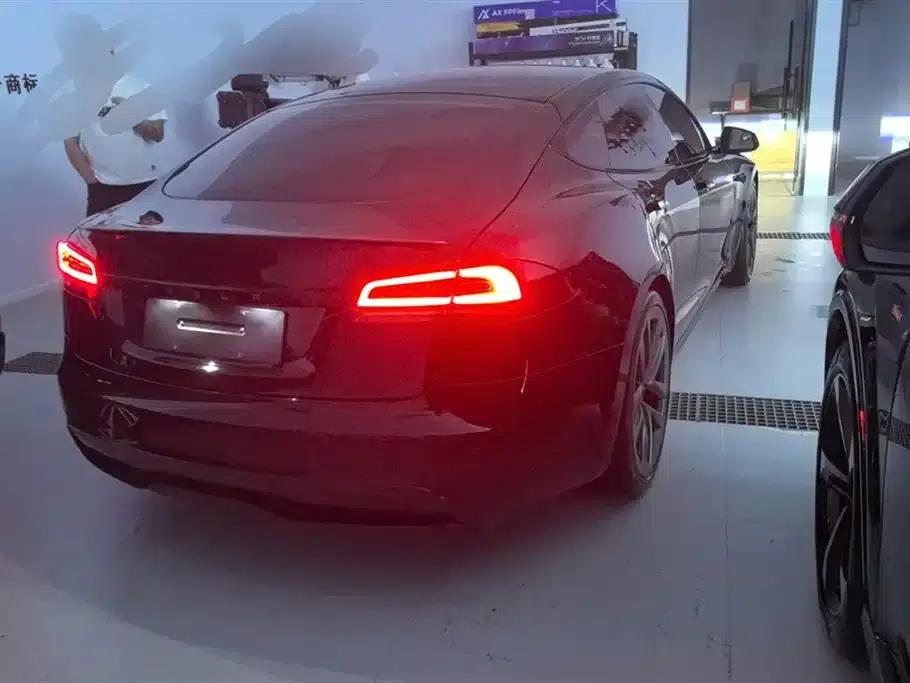 2023 Model S Tri-Motor All-Wheel Drive Plaid Edition — миниатюра 3