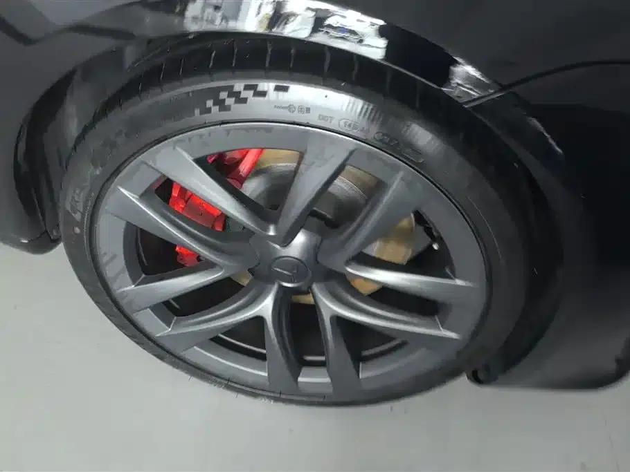 2023 Model S Tri-Motor All-Wheel Drive Plaid Edition — миниатюра 6