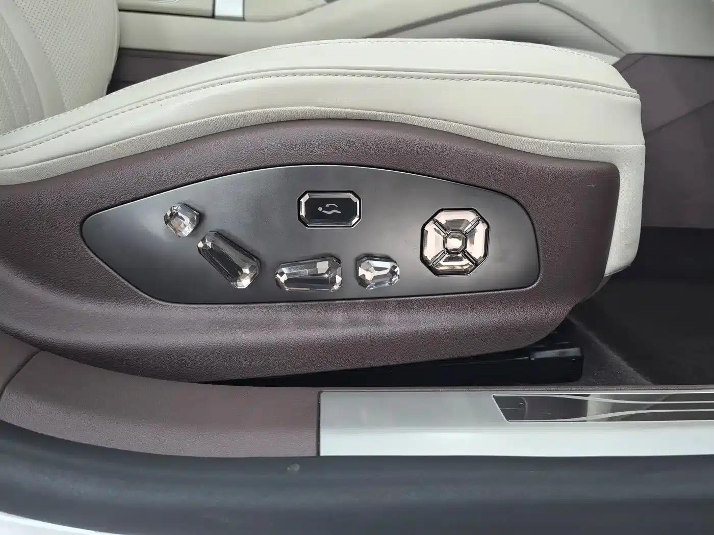 Denza Z9 GT 2024 1100 AWD Ultra Edition — миниатюра 22