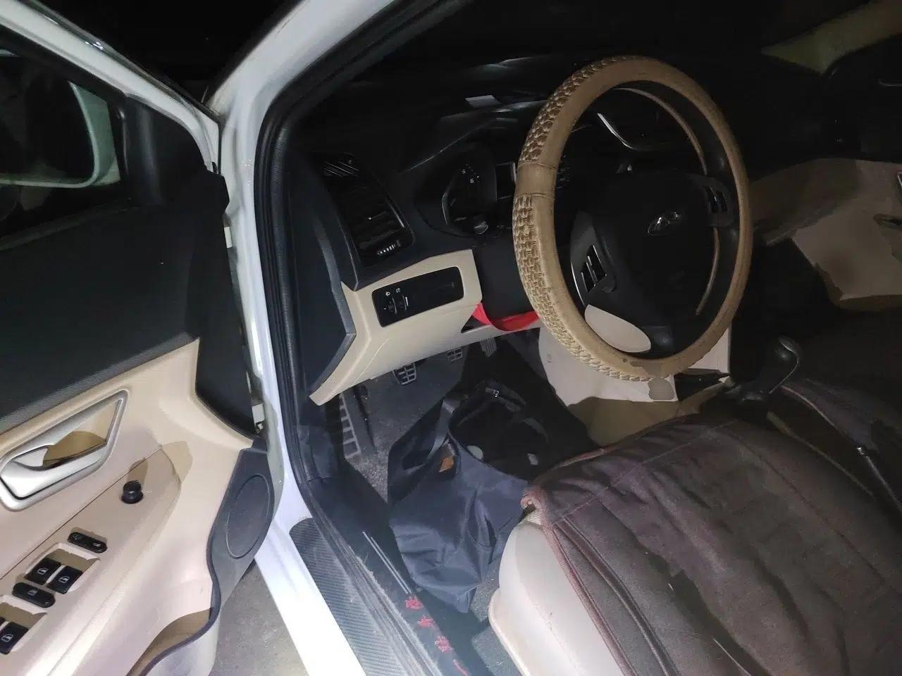 Chery Fengyun 2 2015 1.5L Manual New Edition — миниатюра 17