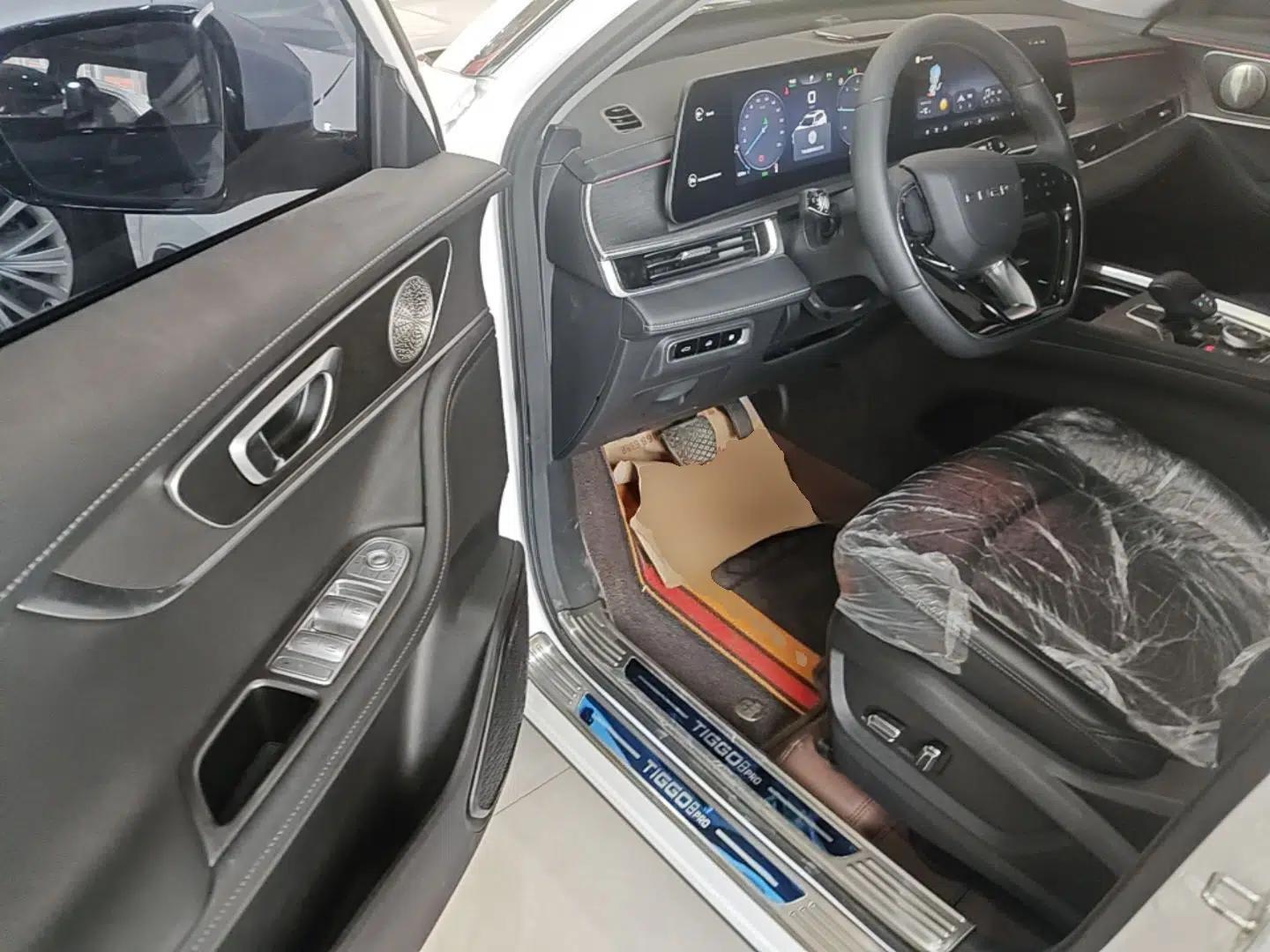 Chery Tiggo 8 PRO New Energy 2023 Champion Edition 1.5T 100km Glory Version — миниатюра 19