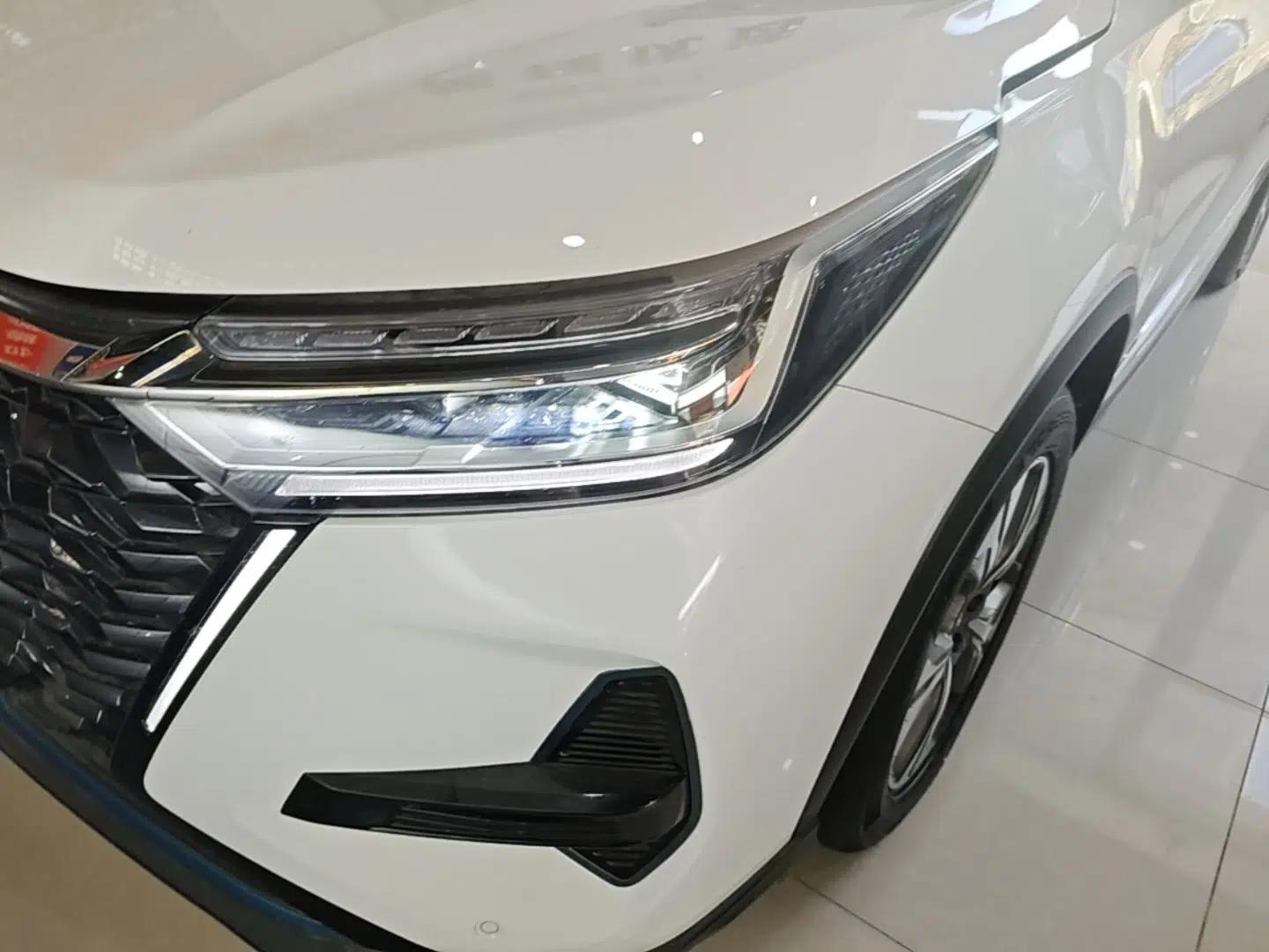 Chery Tiggo 8 PRO New Energy 2023 Champion Edition 1.5T 100km Glory Version — миниатюра 9