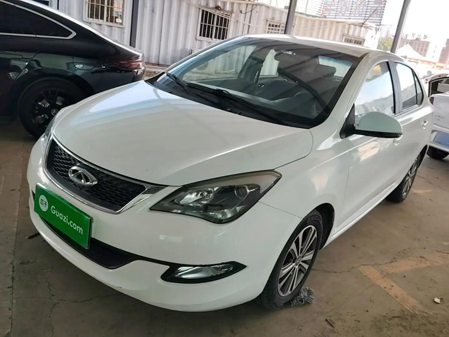 Chery Arrizo 3 2015 1.5L Manual High-End Version — миниатюра 1