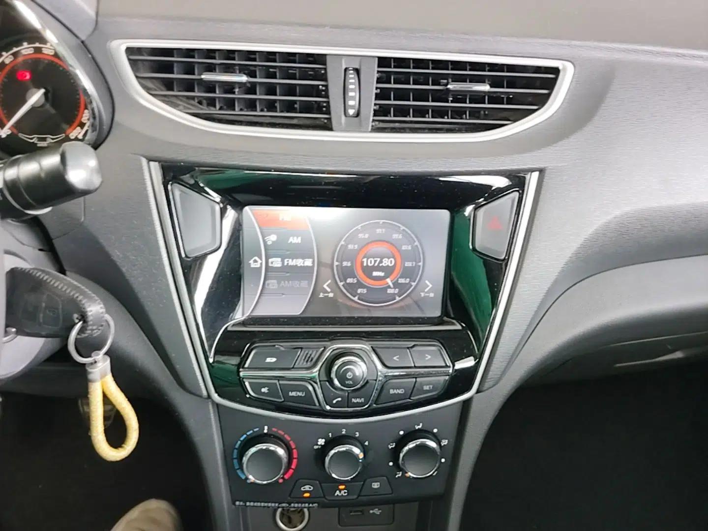 Chery Arrizo 3 2015 1.5L Manual High-End Version — миниатюра 16