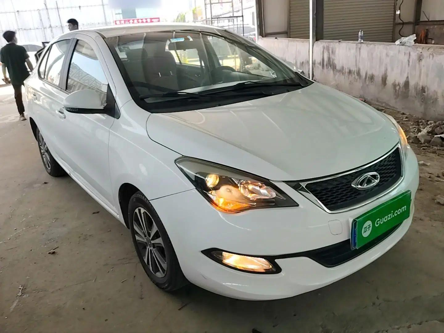 Chery Arrizo 3 2015 1.5L Manual High-End Version — миниатюра 3