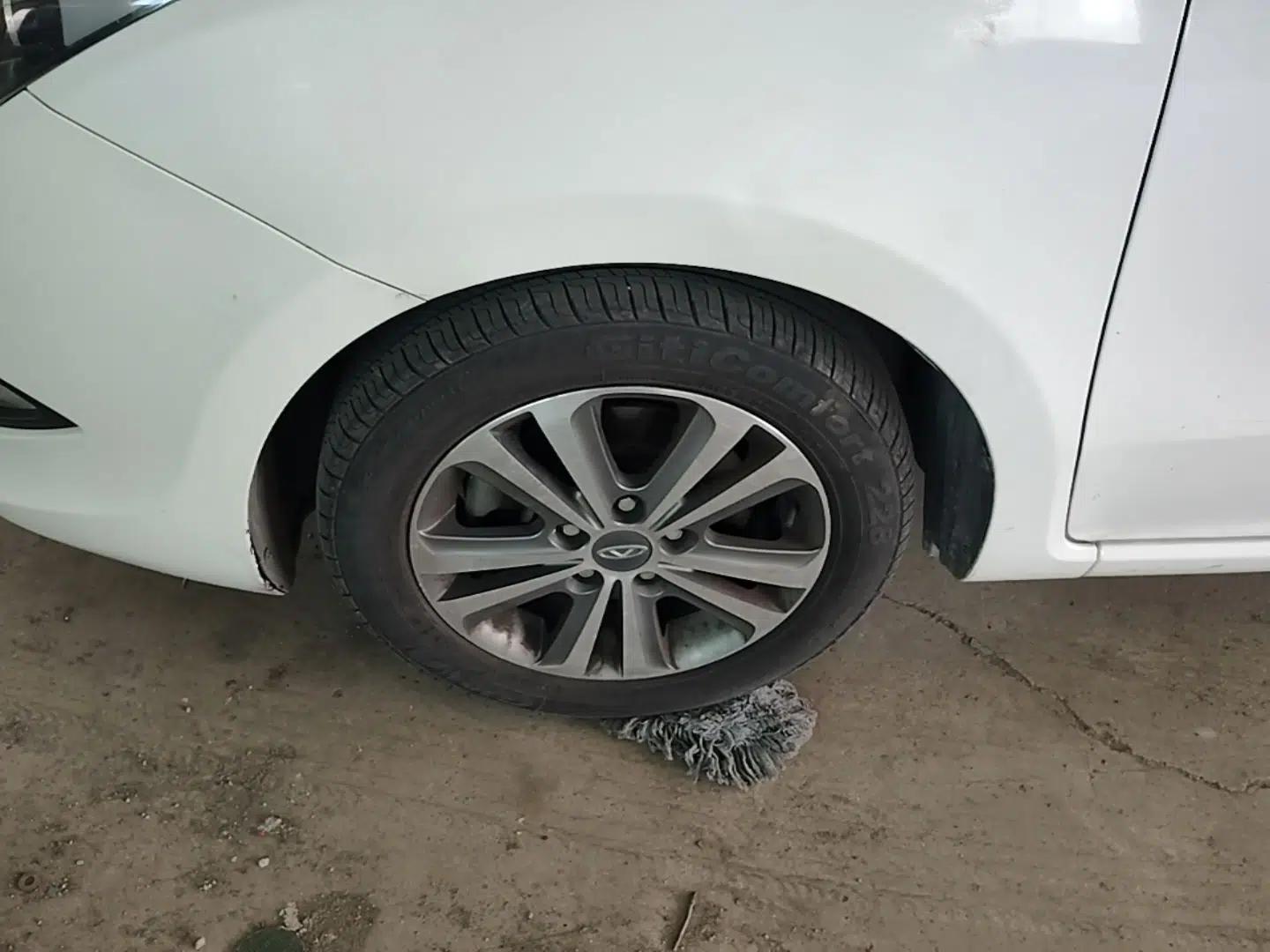 Chery Arrizo 3 2015 1.5L Manual High-End Version — миниатюра 8