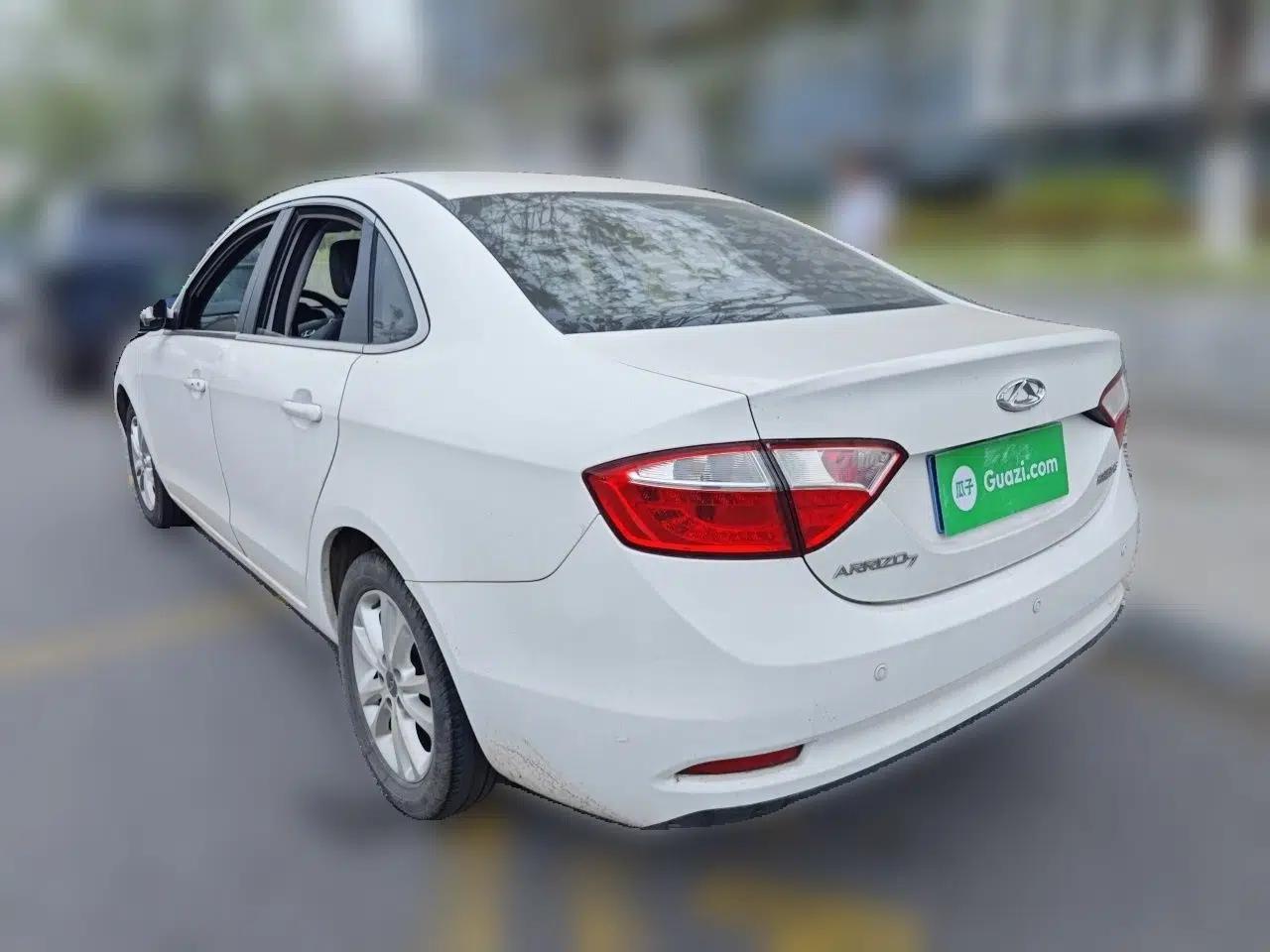 Chery Arrizo 7 2014 1.6L Manual ZhiShang Magic Edition — миниатюра 4