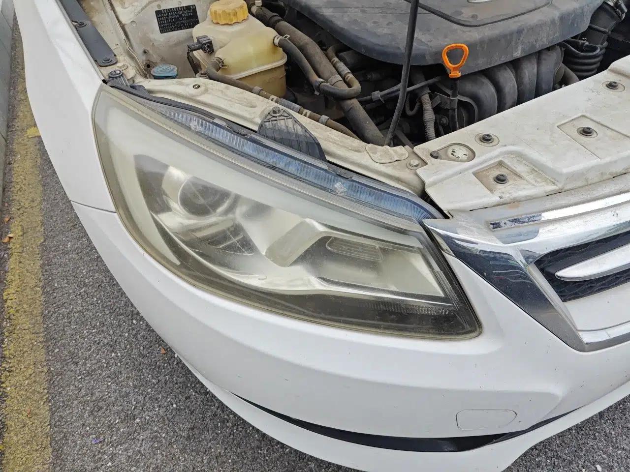 Chery Arrizo 7 2014 1.6L Manual ZhiShang Magic Edition — миниатюра 7